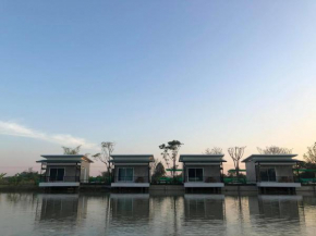 Eden House Resort